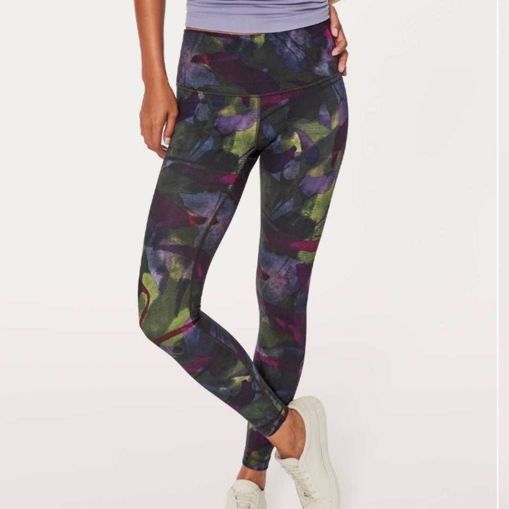 Lululemon Wunder Under Hi-Rise Tight (Full-On Luxtreme 28")Aura Dark Chrome Mult